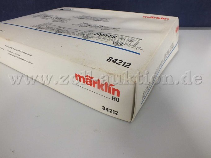 Seitliche Ansicht der OVP mit Beschädigung