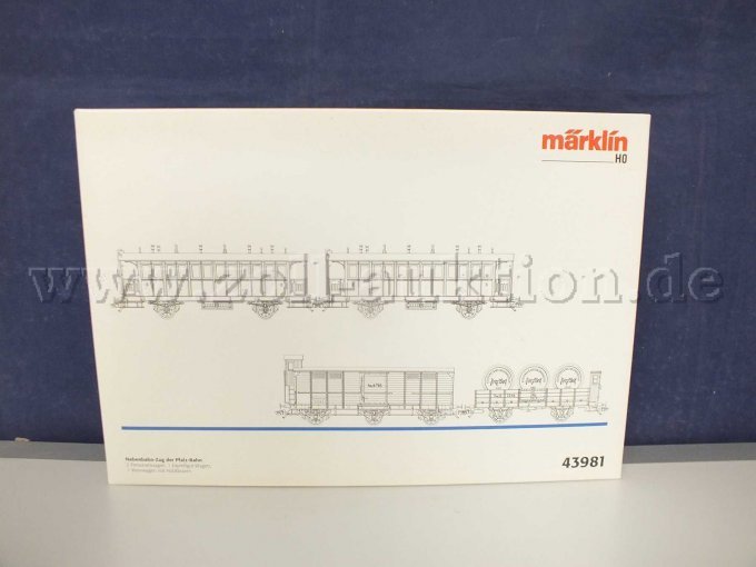 Ansicht der Vorderseite der OVP mit Beschädigungen