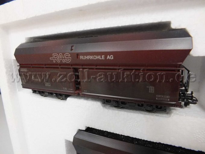 Detailaufnahme des beladenen Selbstentladewagen.