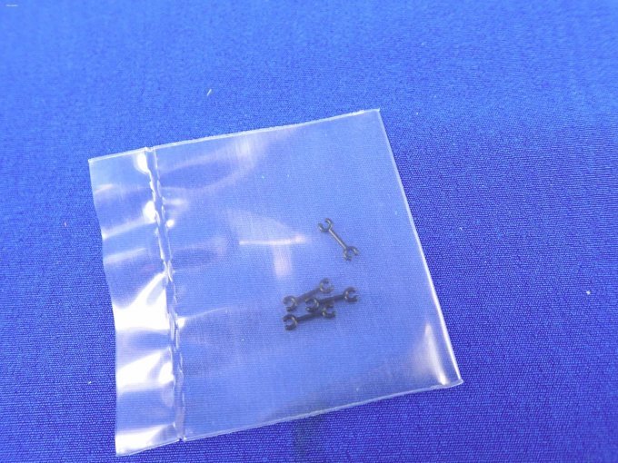 Kleinteile in Folie eingeschweißt