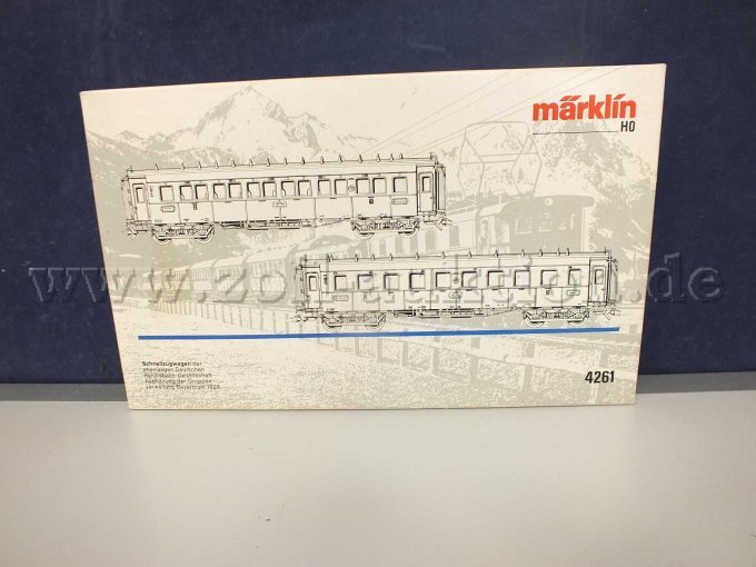 Ansicht der Vorderseite der OVP mit Beschädigungen