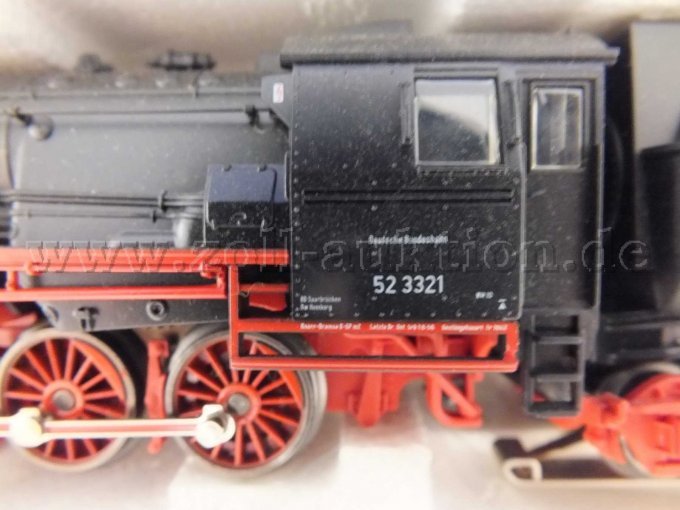 Detailaufnahme Aufschrift Betriebsnr. 52 3321