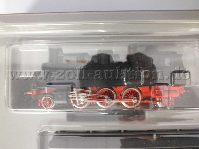 Aufnahme Dampflokomotive BR 75 mit Betriebsnr. 75 057 im Blister