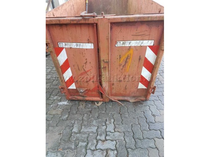Ansicht hinten mit geschlossenen Türen