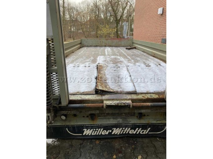 Ladeboden hinten beschädigt / morsch