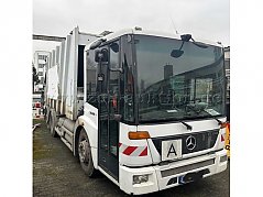 Fahrzeug vorne rechts