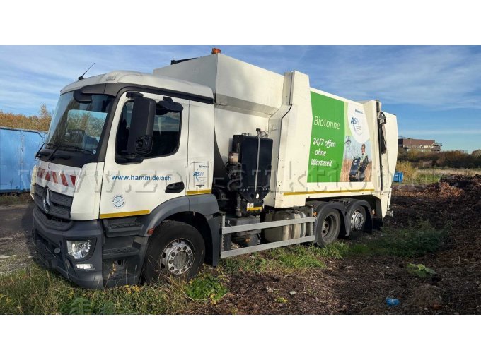 Ansicht vorne,seitlich links