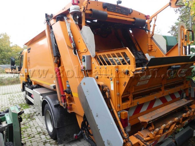 Nasicht von hinten links