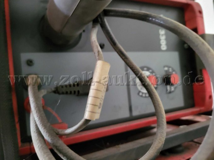 Detailansicht Front Schweißgerät