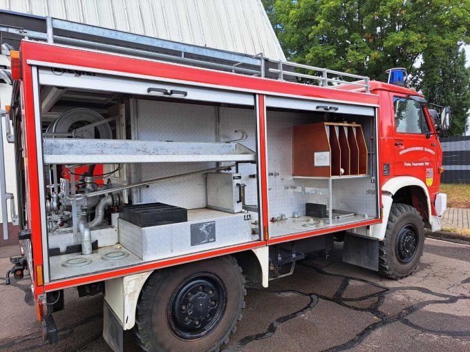 1 MAN-VW 8-150 tankblusvoertuig met vierwielaandrijving (TLF 8/18) brandweer – foto 7 – kavel bij Zoll-Auktion, Schweich