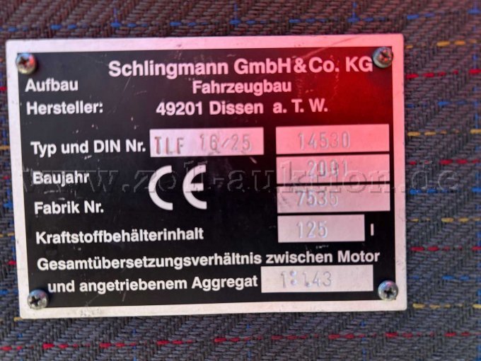 Typenschild des Aufbaus
