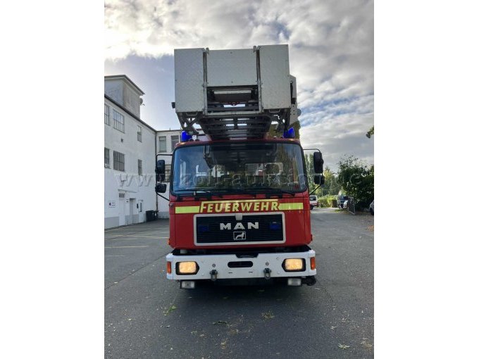 1 MAN 14.262 DLK 23-12 PLC 3.0 brandweerwagen met draailadder – foto 6 – kavel bij Zoll-Auktion, Bielefeld