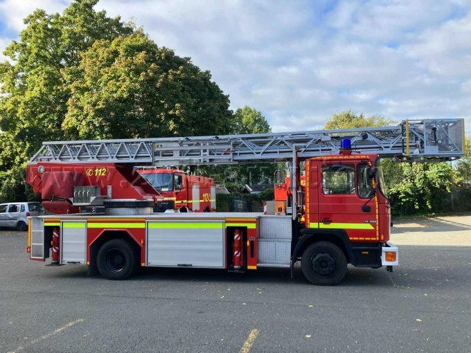 1 MAN 14.262 DLK 23-12 PLC 3.0 brandweerwagen met draailadder – foto 4 – kavel bij Zoll-Auktion, Bielefeld