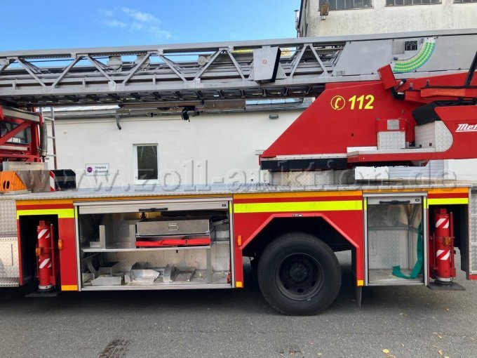 1 MAN 14.262 DLK 23-12 PLC 3.0 brandweerwagen met draailadder – foto 2 – kavel bij Zoll-Auktion, Bielefeld