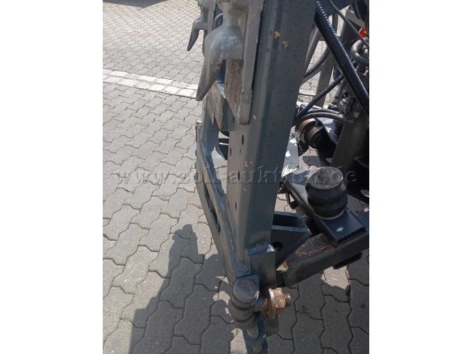 Trägerplatte vom Schild verbogen