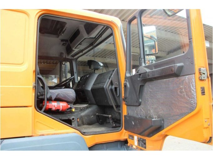 Innenansicht Vorne Rechts