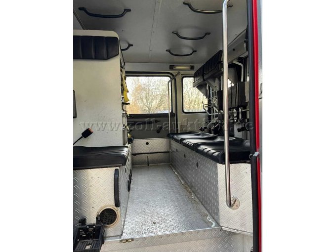 Mannschaftsraum rechts