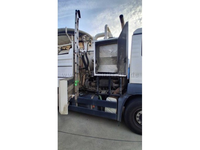 1 MAN Kanalreiniger Wiedemann Super 2000 – foto 5 – kavel bij Zoll-Auktion, Siegen