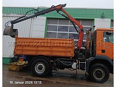 Kran Kipper Seitenansicht