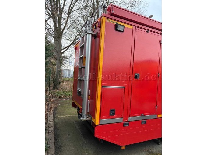 Fahrzeug hinten rechts