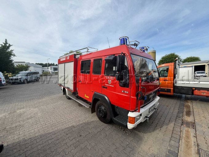 Fahrzeug rechts