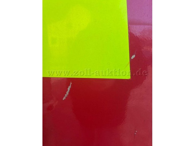 TSF-W - Heckansicht (Lackabplatzungen) (1)