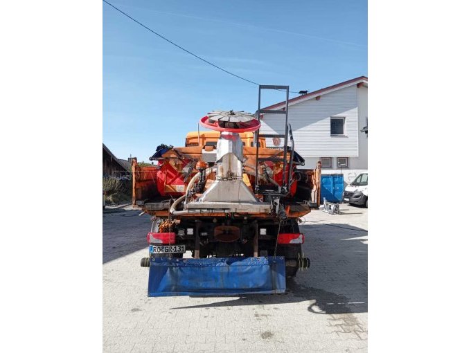 MAN LKW Heck mit Streuer