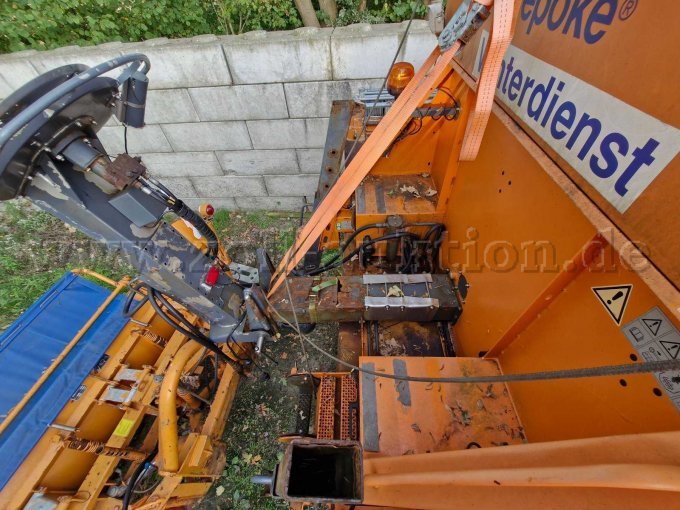 1 MAN LKW, Kipper offener Kasten, mit Schneeschild und Streugerät – foto 12 – kavel bij Zoll-Auktion, Garrel