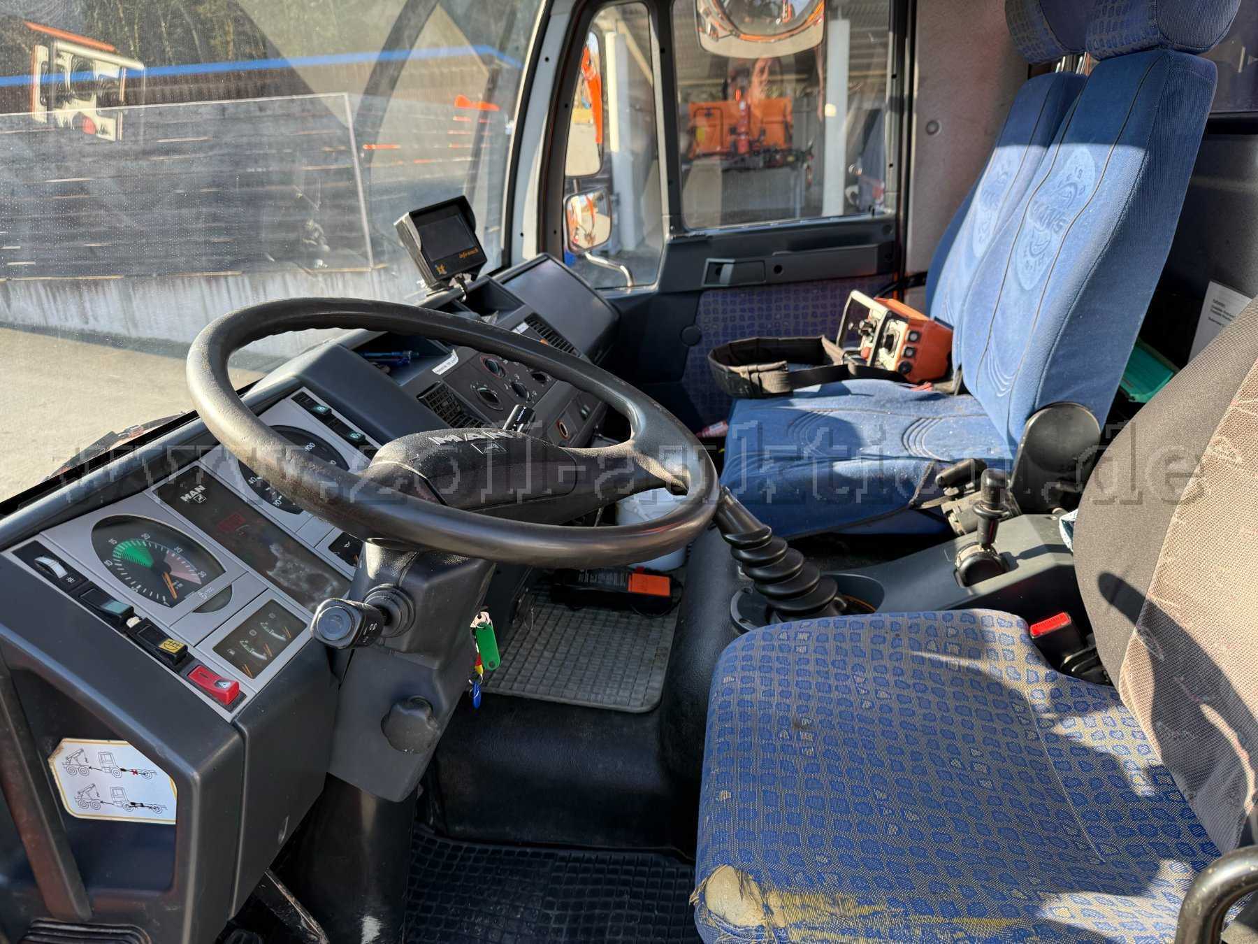 Fahrerhaus innen