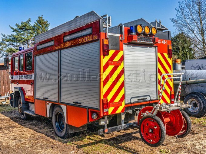 Rück- und Seitenansicht links