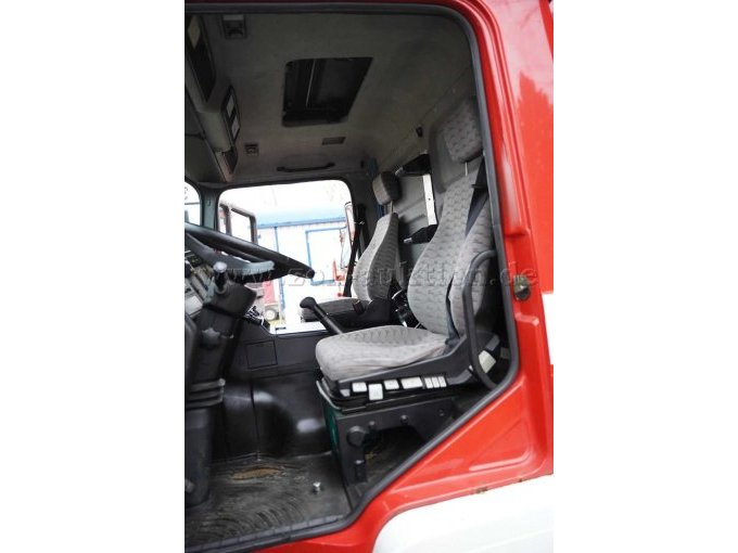 Einstieg Fahrerkabine