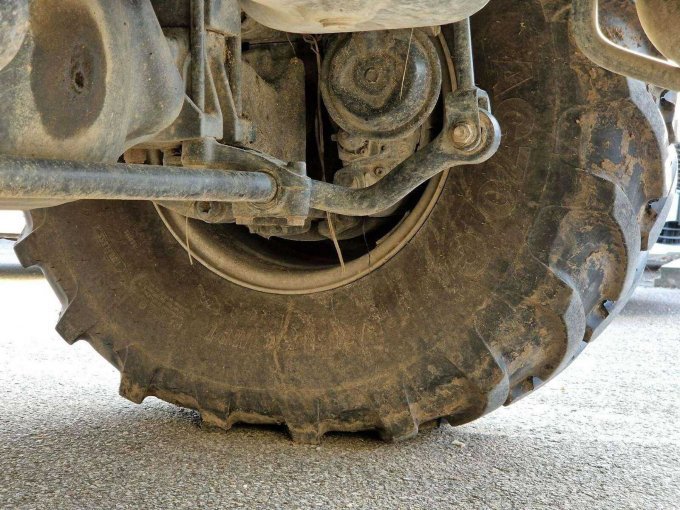 Bremsanlage 1. Achse links und rechts verschlissen