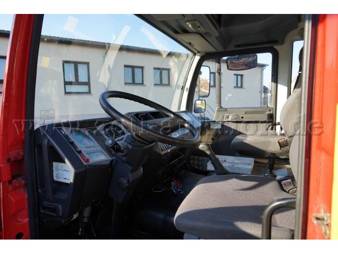Fahrerkabine 1