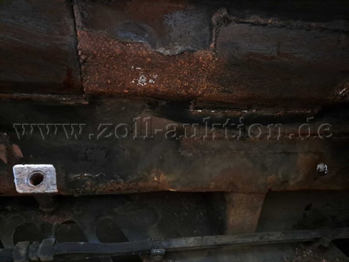 Rost unter dem Aufbau