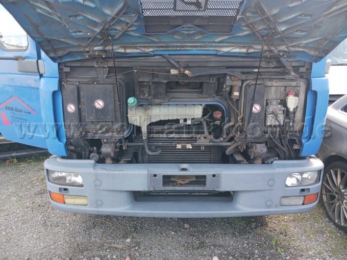 Innenansicht Motorraum