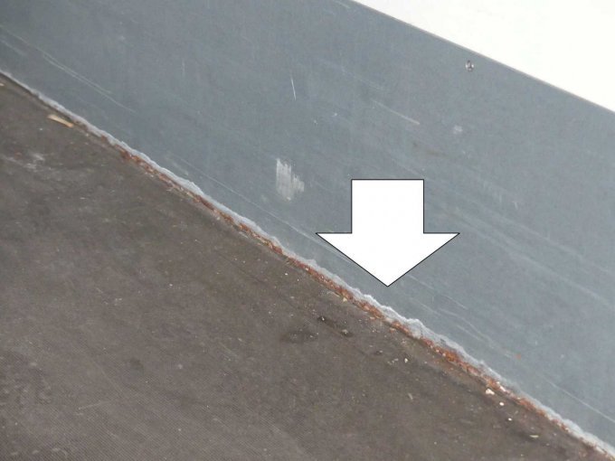 Korrosions- und Oxidationsschäden Kofferaufbau innen