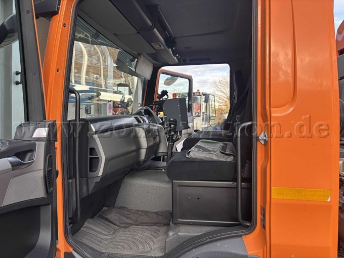 Innenraum linke Seite