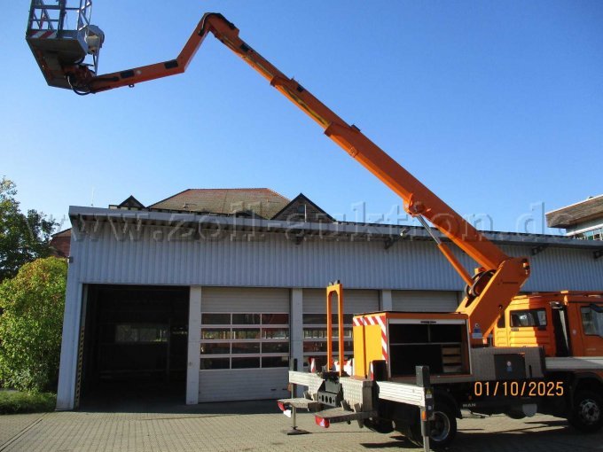 MAN Hubarbeitsbühne, Bild 11