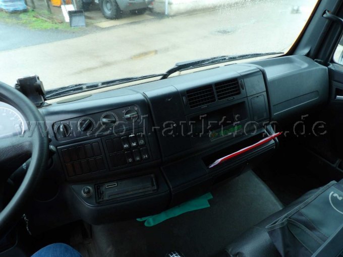 1 MAN TGM 15.250 4x2 BL RS 3825 Kombiniertes HD – Spül und Saug-Druck Tankfahrzeug – foto 9 – kavel bij Zoll-Auktion, Wittstock/Dosse