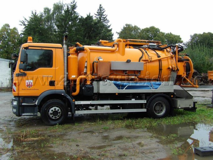 1 MAN TGM 15.250 4x2 BL RS 3825 Kombiniertes HD – Spül und Saug-Druck Tankfahrzeug – foto 14 – kavel bij Zoll-Auktion, Wittstock/Dosse