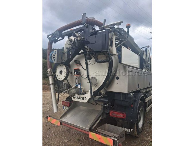 1 MAN TGM 18.340 4x4 BB Spühlfahrzeug – foto 3 – kavel bij Zoll-Auktion, Siegen