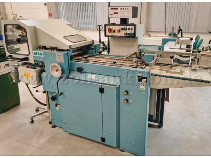 Bild 1 MBO Taschen-Falzmaschine,
Frontansicht