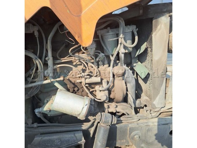 Motor von rechts
