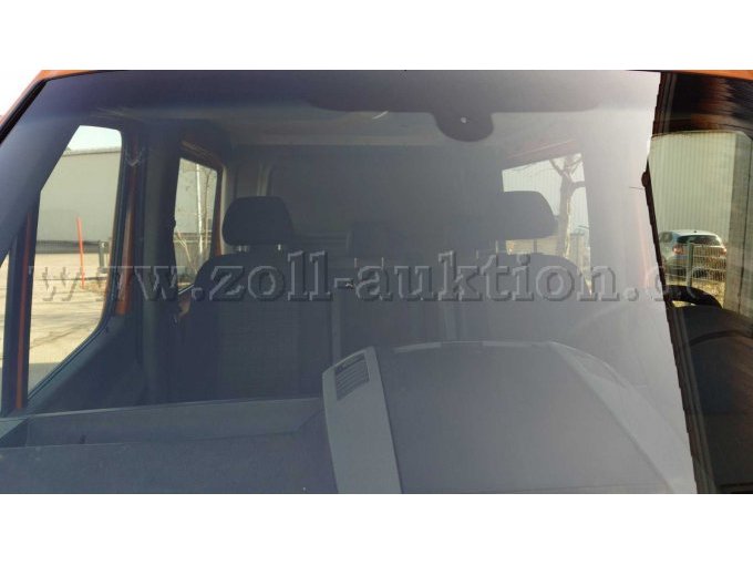 MB Sprinter, Frontscheibe mit Steinschlag