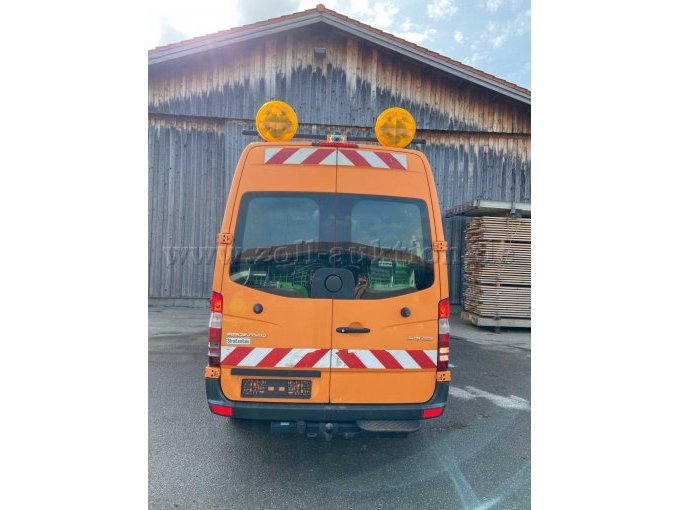 MB Sprinter, von hinten
