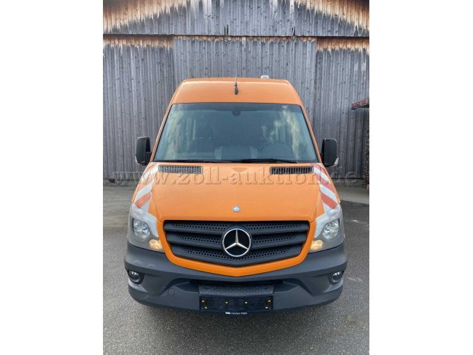 MB Sprinter, von vorne
