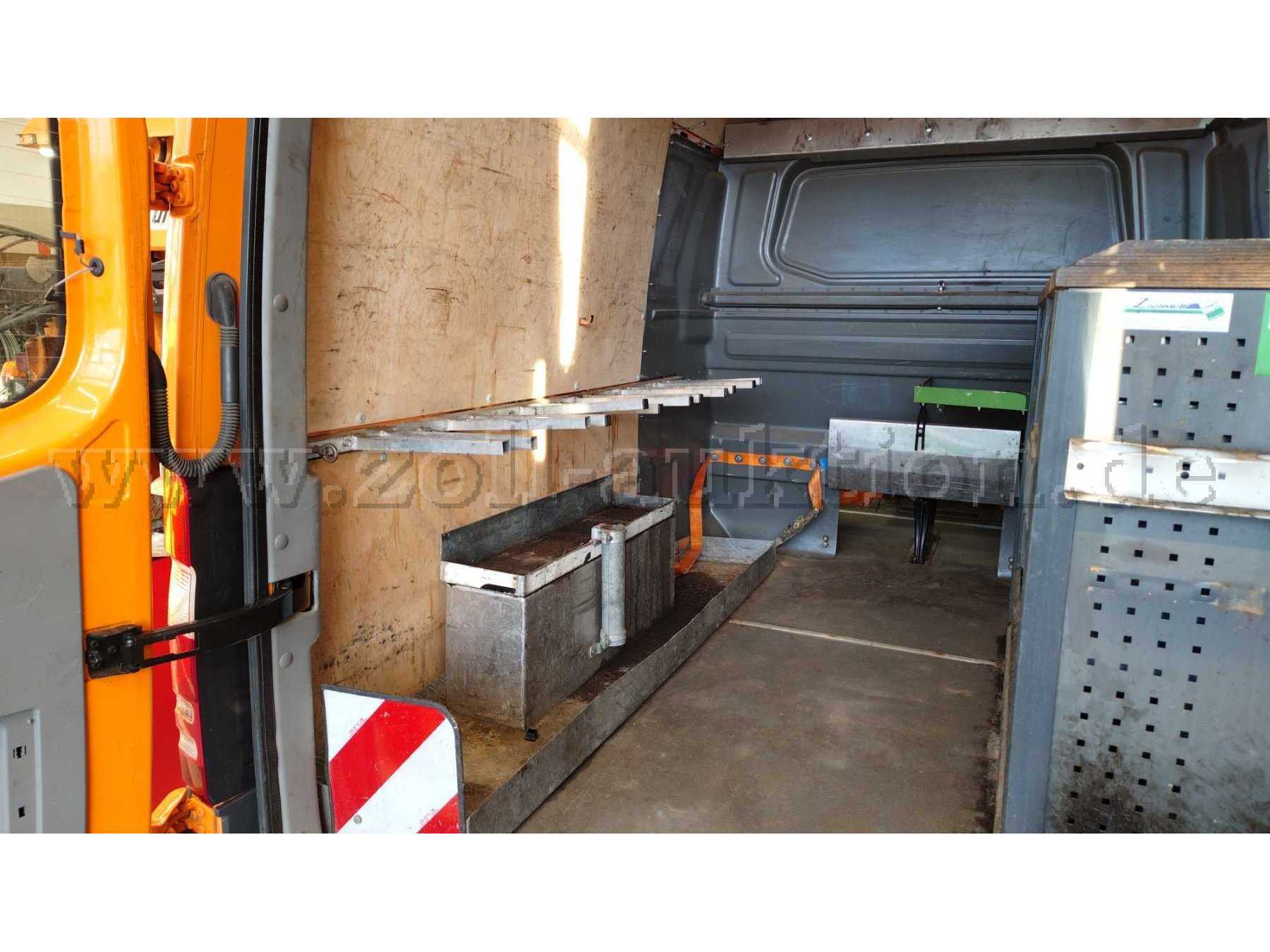 Bott-Fahrzeugeinrichtung links