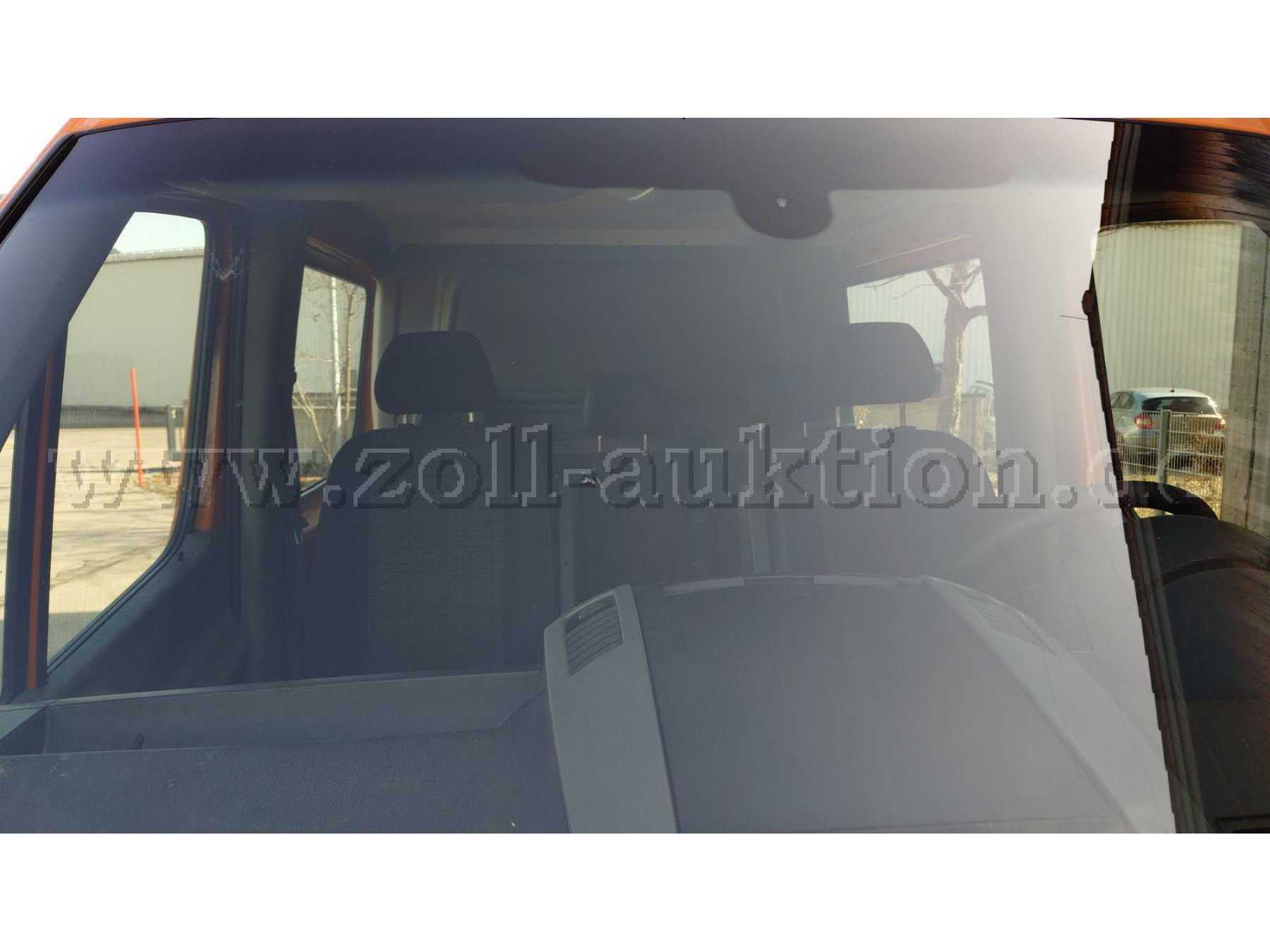 MB Sprinter, Frontscheibe mit Steinschlag