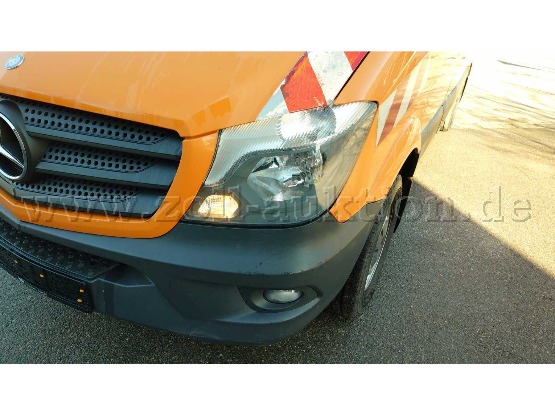 MB Sprinter, Kotflügel vorne links