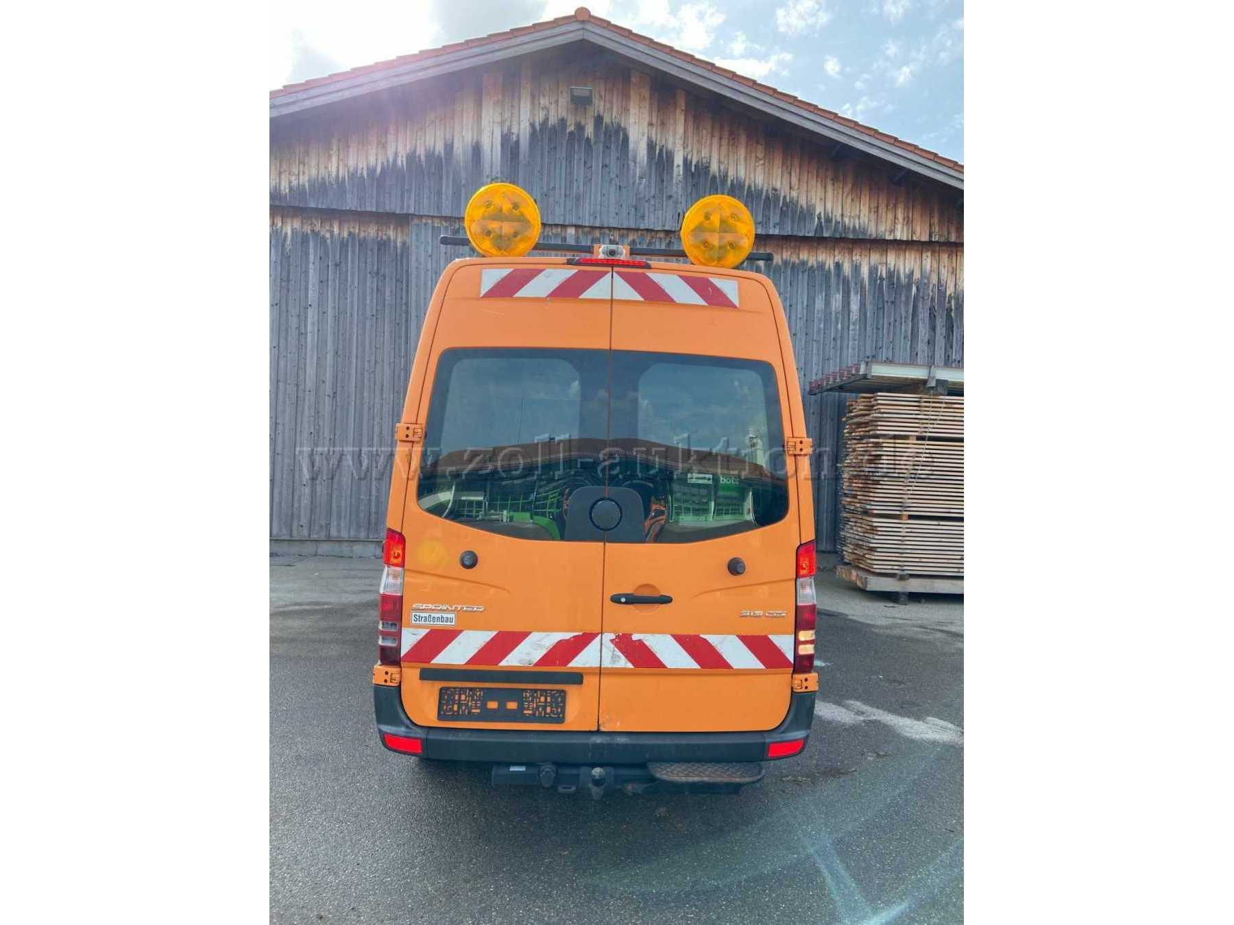 MB Sprinter, von hinten